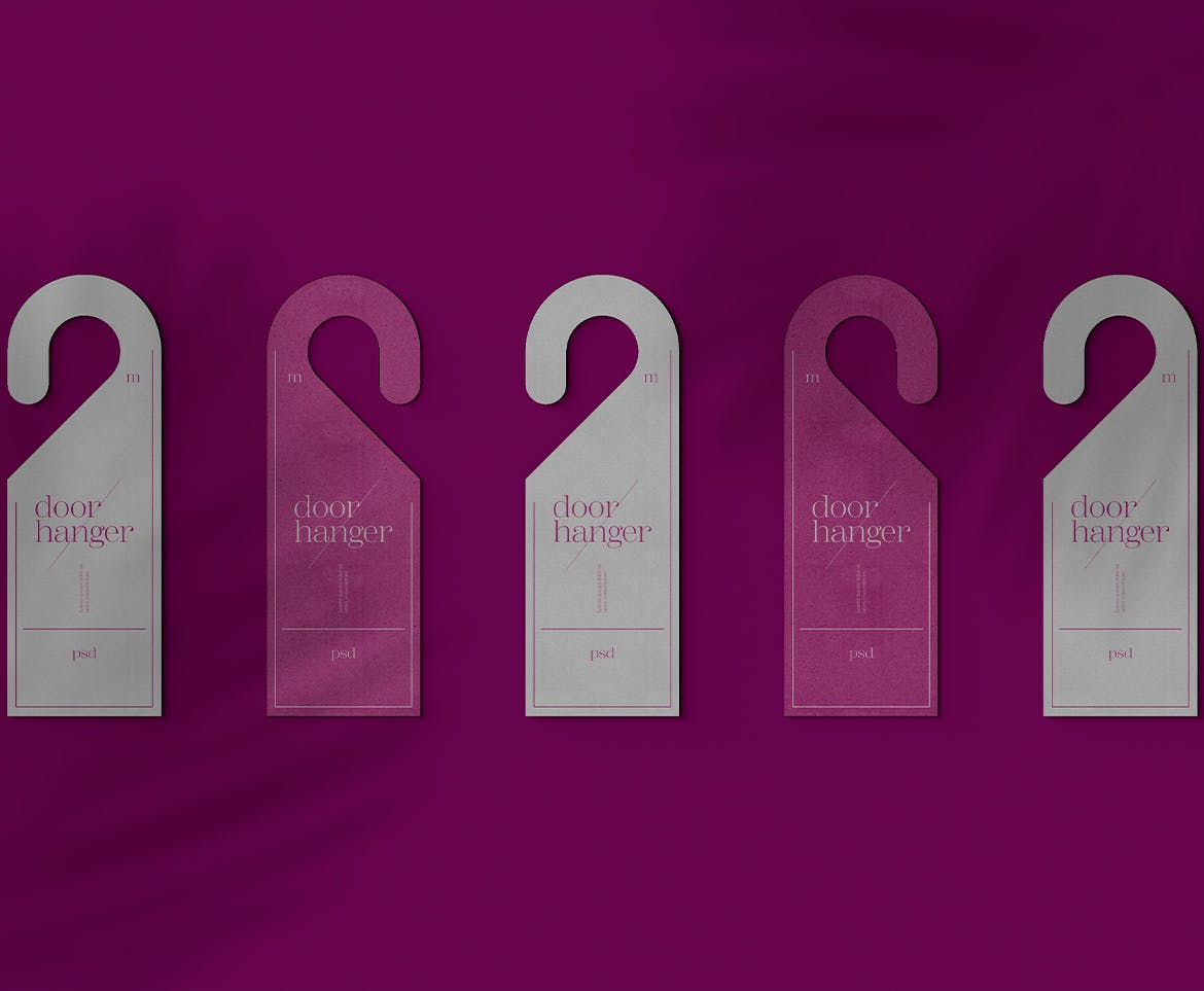 酒店门把手门挂广告样机图 Hotel Door Hanger Mockup