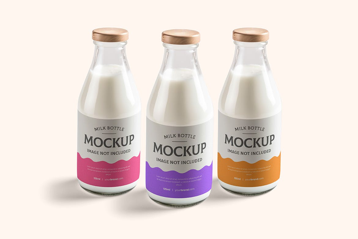 牛奶瓶玻璃瓶包装样机 Milk Bottle Mockup