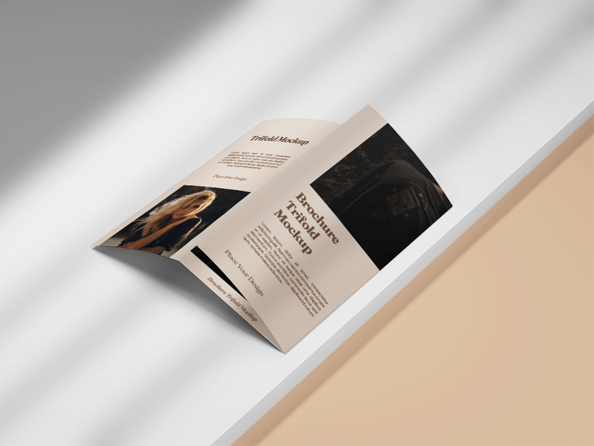 营销广告三折小册子样机 Trifold Brochure Mockup